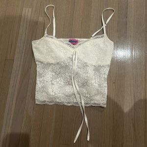 Edikted Cute Summer Lace Top